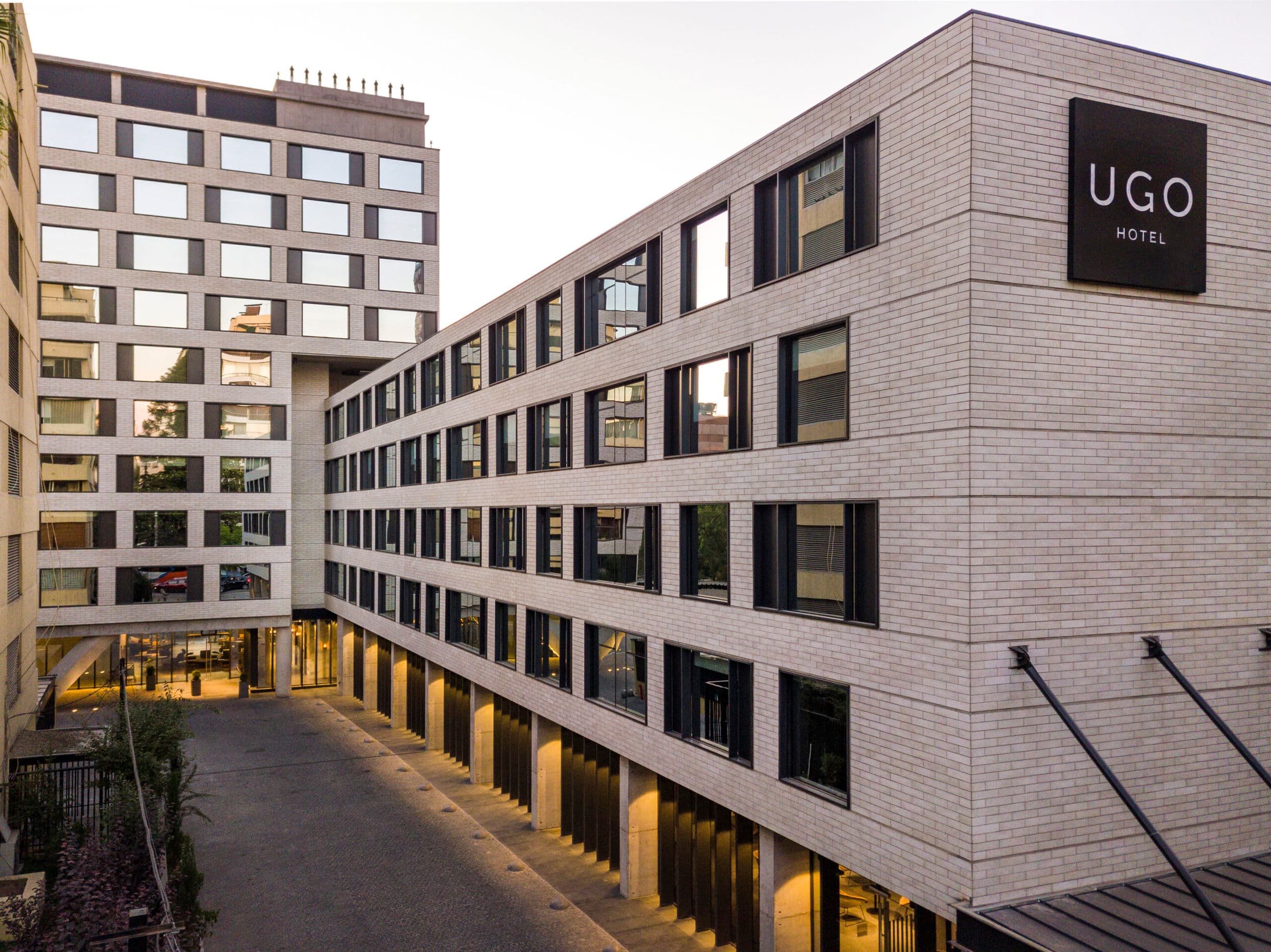 Hotel UGO